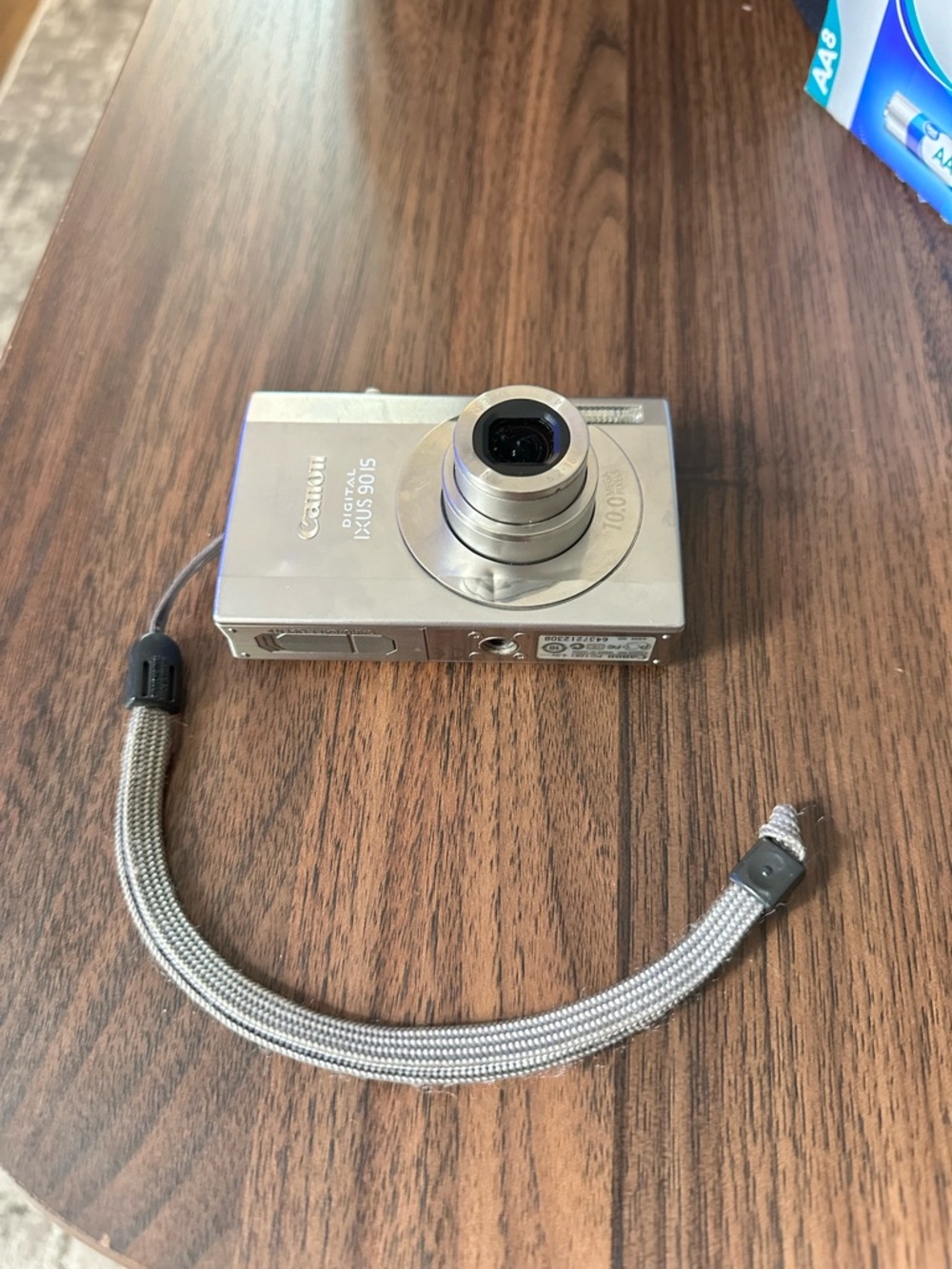Canon Digital IXUS 90 IS Camera